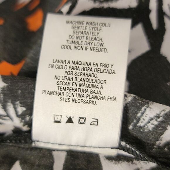 BRAND NEW METAPHOR HANDKERCHIEF FIT-AND-FLARE V-NECK SLEEVELESS FLORAL DRESS - Picture 15 of 15